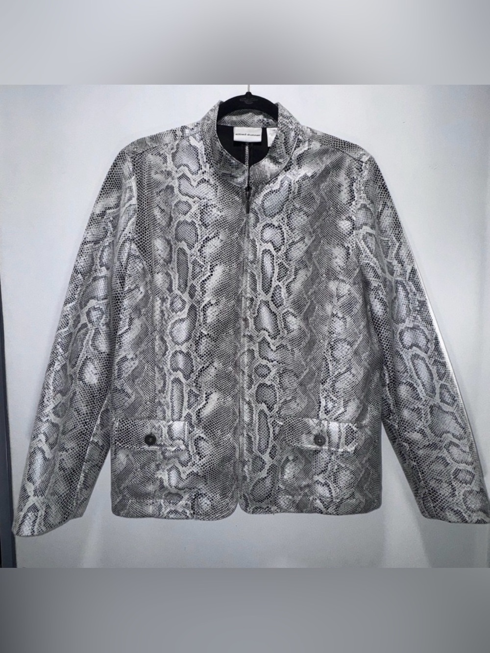 Alfred Dunner Faux Leather Snakeskin Fashion Jacket Silver/Gray/White Size 16